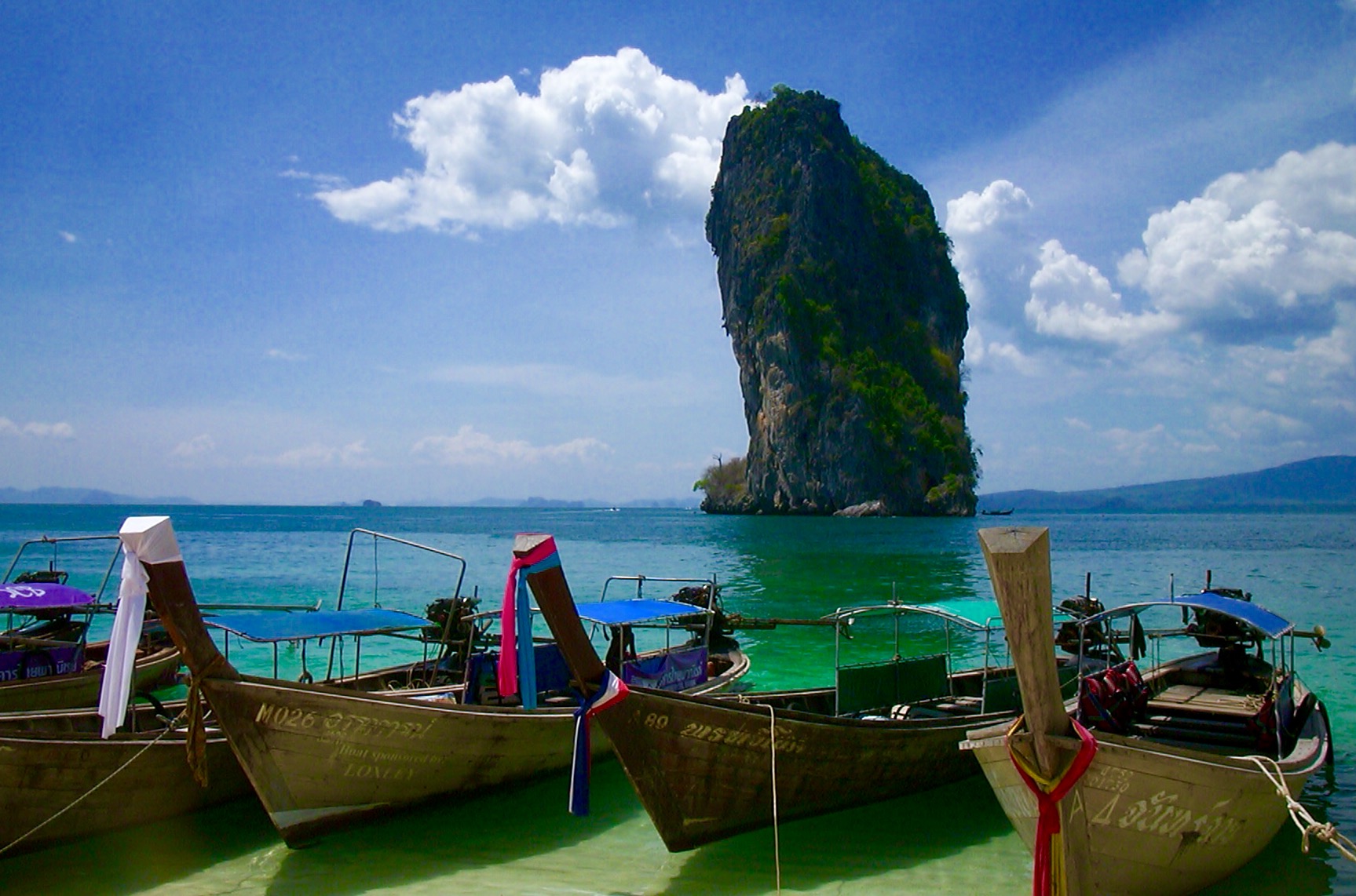 Thailand Rundreisen - Thailand Logtail Boats